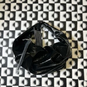🆕 Glossy Patent Leather Black Hobo Shoulderbag